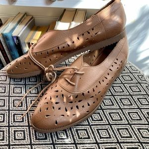 NWOT Deadstock Brown Vegan Leather Shoes Size 7.5